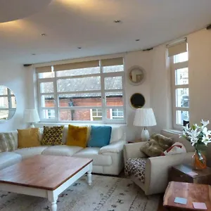  Apartment Lovely 2 Bed Flat In The Very Centre Of United Kingdom